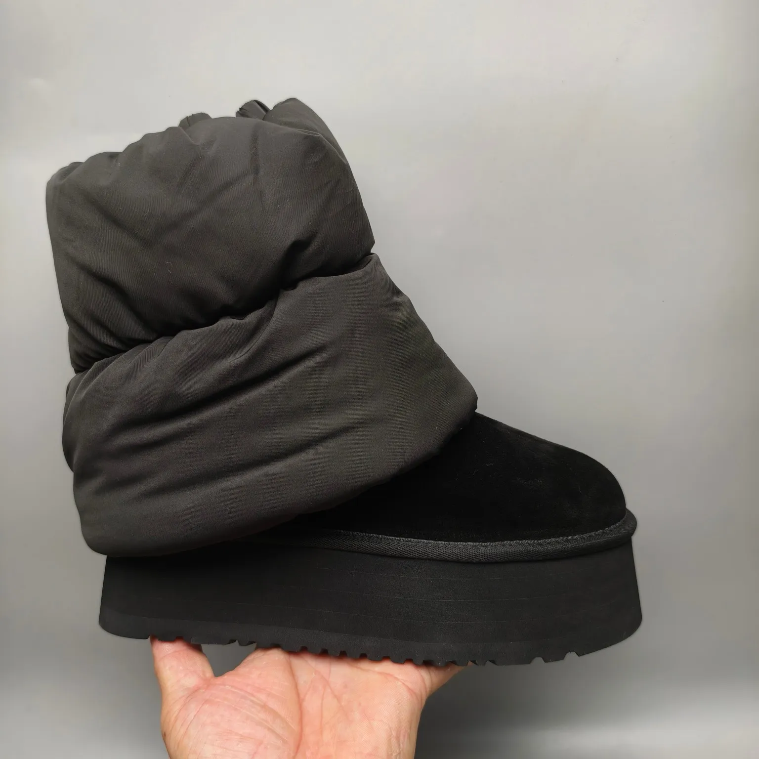 💰640 UGG sheepskin all-in-one snow boots 8275 thick-soled down sheath casual boots Color: Maroon Black White Size: 35-40